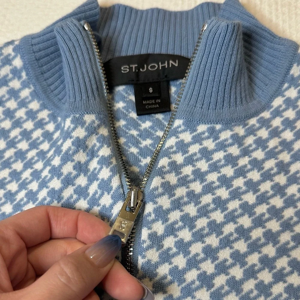ST.JOHN Houndstooth Zip-up Wool Blended Cardigan Knit - Light Blue SMALL - Picture 5 of 7